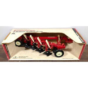 Ertl International Harvester 4-Bottom Trailing Plow 1/16 No. 476-7341 Boxed NIB